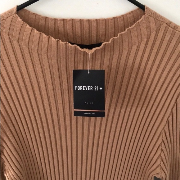 Forever 21 Plus Size Sweater - Picture 2 of 3